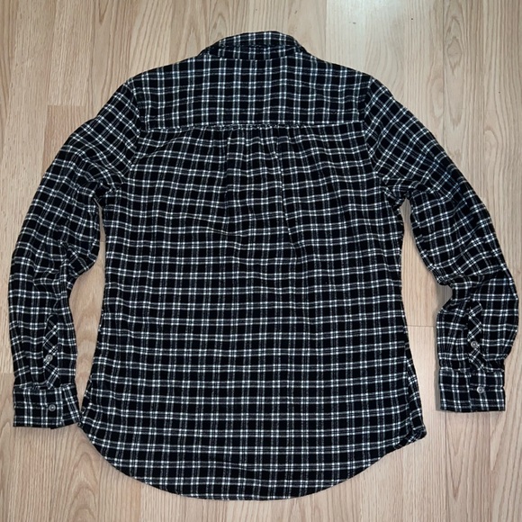 Croft & Barrow Black and White Plaid Flannel Long Sleeve Shirt - Picture 9 of 10